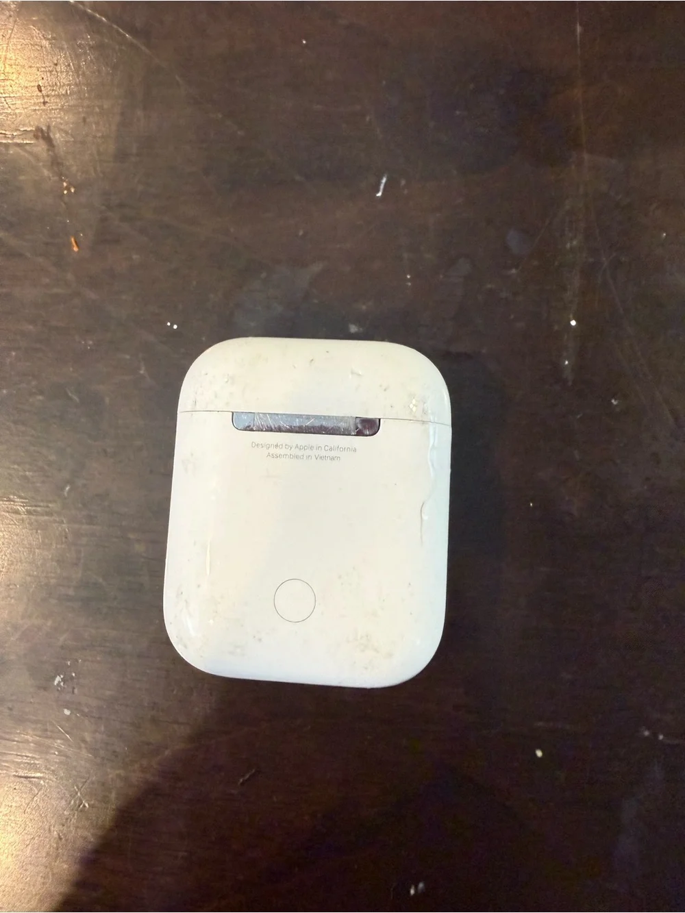 Apple White On‑Ear Wireless Earbuds Charging Case